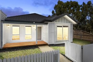 Small-family sparkler: 662 Eynesbury Drive, Eynesbury, 3338