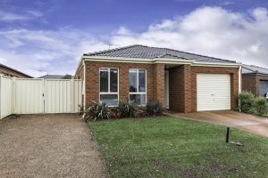 Downsizer’s delight: 4 Featherhead Way, Harkness, 3337
