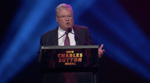 Western Bulldogs to sell off pokies to help fund Whitten Oval upgrade