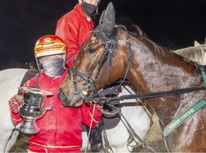 Pink Galahs salutes in ‘grand final’