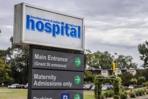 Doctor disqualified over deaths