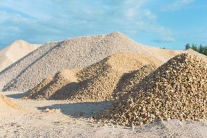 Council backs sand quarry plan