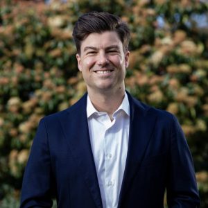 Hawke MP tackles community issues in first speech