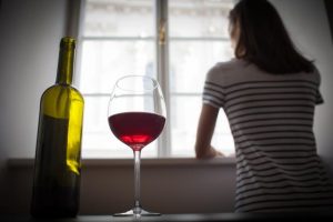 RACGP urges action on alcohol delivery services