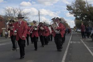 Ballan gathers to remember