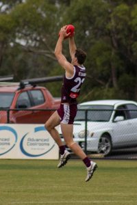 Bloods smash Panthers in local derby