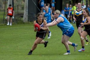 Lakers edge closer to grand final