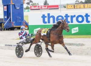 While Greg’s away, Amy heads to headquarters to play!