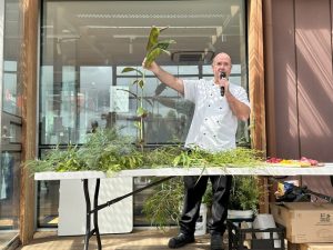 Uniting community through food