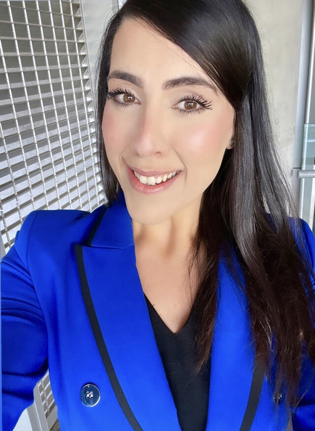 natalieR_471414_01.jpg
