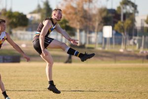 Lakers keen to build