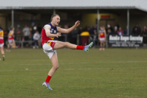 Burras thumped, Panthers out