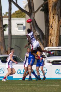 Bosenavulagi joins Hillside