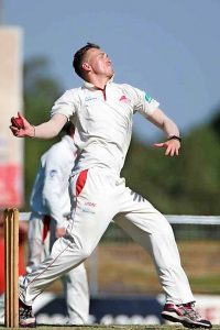 Melton’s bowlers dig deep