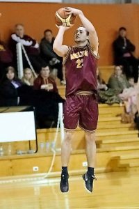 Thoroughbreds gallop up the ladder